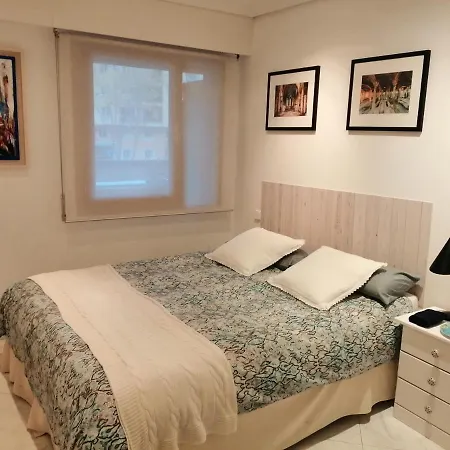 Apartamento Junto Al Santiago Bernabeu Con Piscina Apartment
