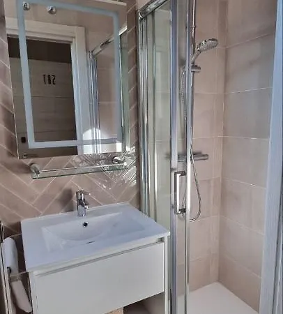 Pensionat Ch La Petite Maison - Boutique - *