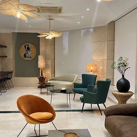 Hotell Cason Del Tormes By Happyculture Madrid