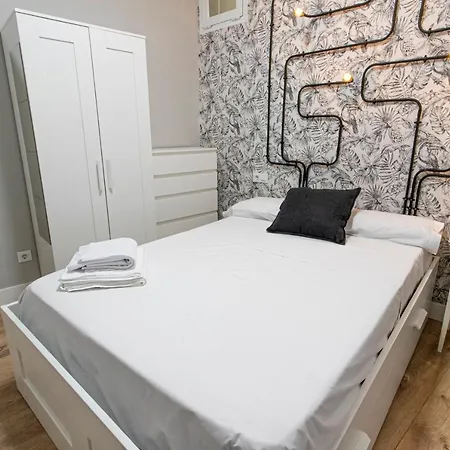 Apartment En Pleno Centro De -ac And Wifi Madrid