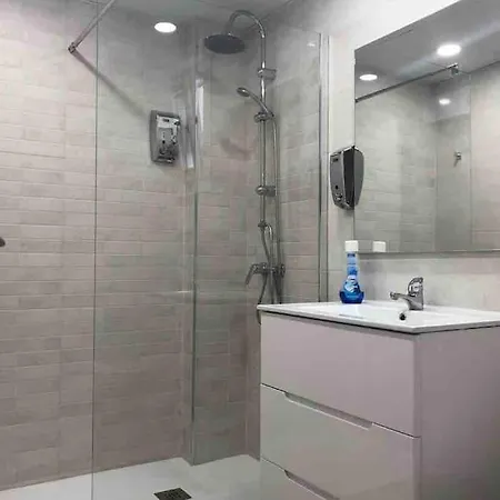 Apartment 4 Personas *