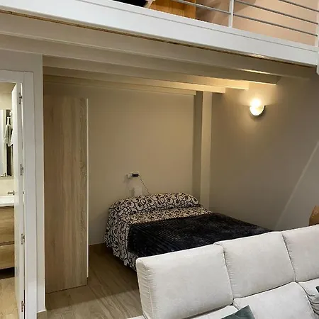 Apartamento Pinar De Chamartin / Aeropuerto Adolfo Suarez *