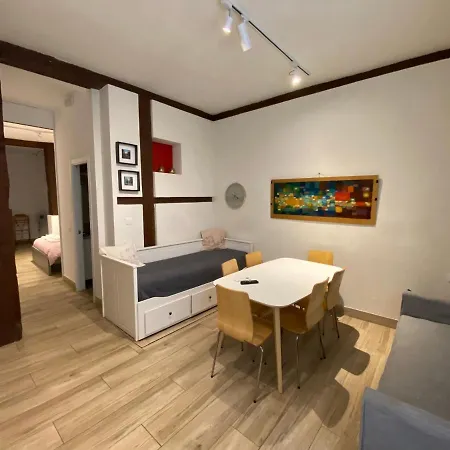 Daire Opera-suites Luxury La Boheme, In The Very Center Of Madrid. *