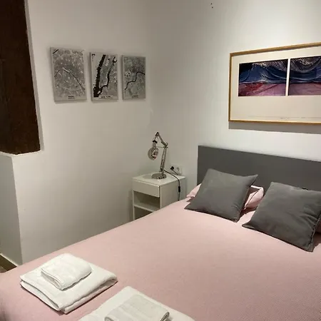 Opera-suites Luxury La Boheme, In The Very Center Of Madrid. Apartamento Madrid