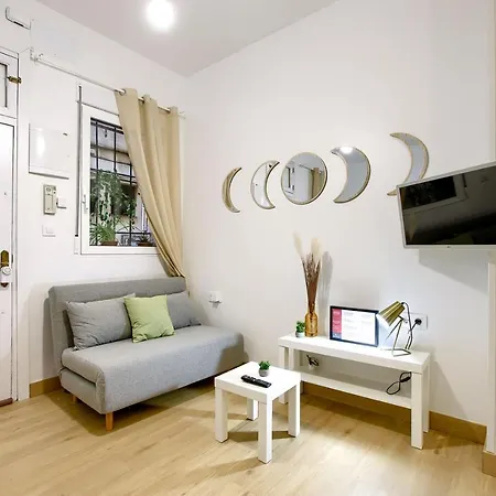 Charming Coucou Malasana Apartment *