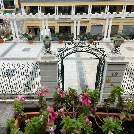 El Rastro - Centro, Premium * Madrid