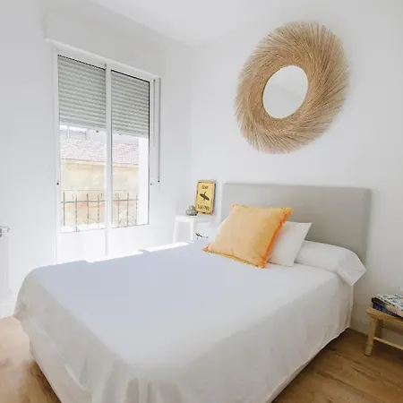 Apartamento El Botones Nuevo Y Luminoso Apto De Diseno En Lavapies Madrid