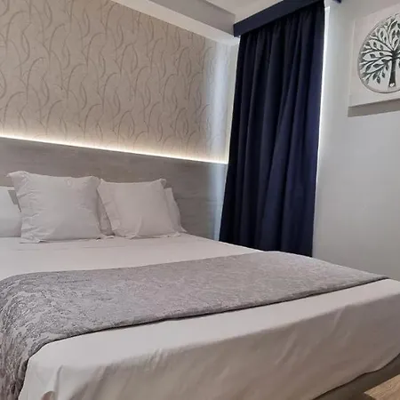 Ch La Petite Maison - Boutique - Pensionat