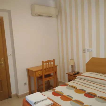 Hotel Dominguez