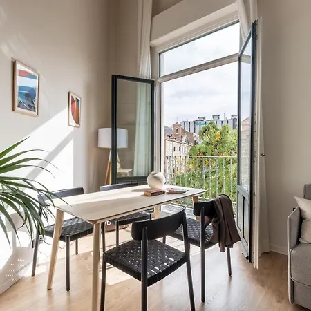 Libere Palacio Real 3* מדריד