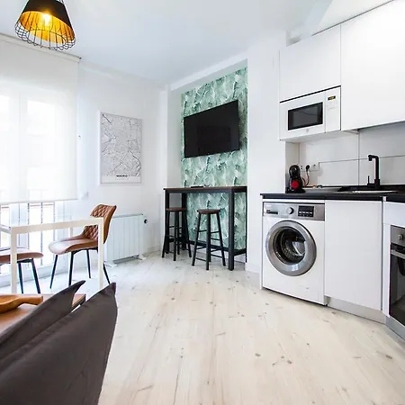 Cuatro Caminos Appartement