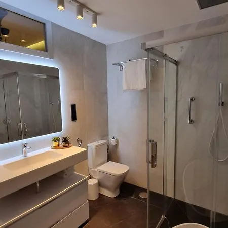 Puerta Del Sol Iii, 4 Bedrooms 5wc * Madri