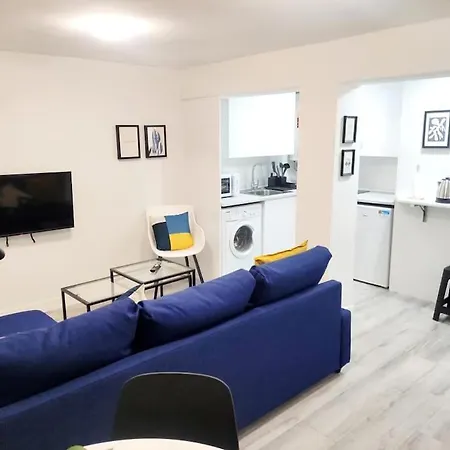 Apartment Acogedor Familiar En Area Residencial Madrid
