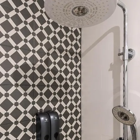 Luxury In Plaza Tirso Molina Apartamento *