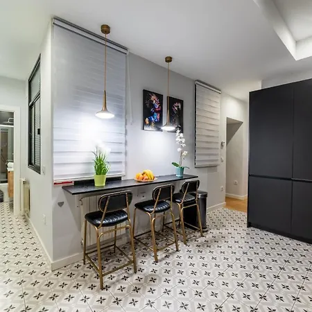 Luxury In Plaza Tirso Molina