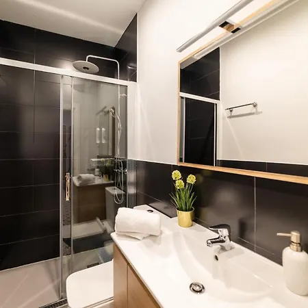 Luxury In Plaza Tirso Molina *