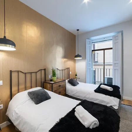 Luxury In Plaza Tirso Molina *