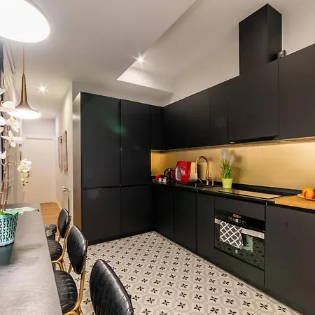 Luxury In Plaza Tirso Molina Apartamento *
