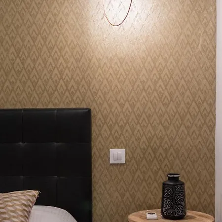 Luxury In Plaza Tirso Molina * Madrid