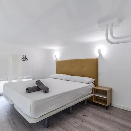 Apartment Lofts Business Bernabeu Madrid