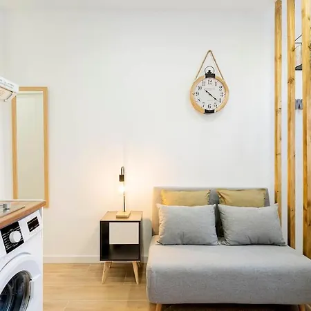 Cor. Coqueto Apartamento A 20 Min De Puerta Del Sol Apartamento *