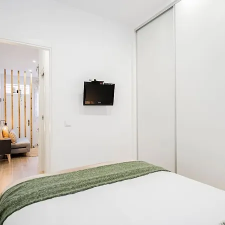 Cor. Coqueto Apartamento A 20 Min De Puerta Del Sol *