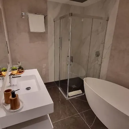 Apartment Puerta Del Sol Iii, 4 Bedrooms 5wc Madrid