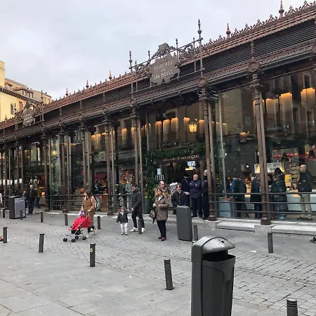 Apartment Mayor Calle: Historic Centro Near Plaza Mayor Madrid