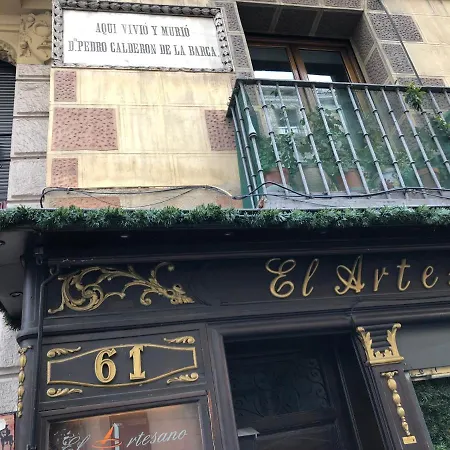 Mayor Calle: Historic Centro Near Plaza Mayor * Madrid