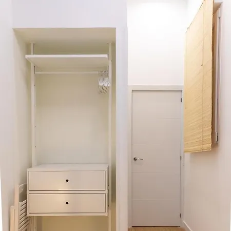G18_apartamento 8 Con 3 2 Banos En Chamberi * Madrid