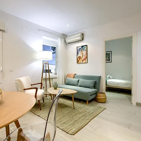 Apartment Plaza Espana, Madrid