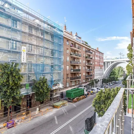 Apartamento Apartamento En La Latina Para 4 Personas