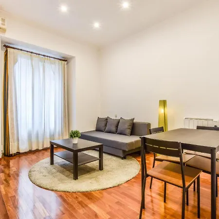 Apartamento Apartamento En La Latina Para 4 Personas