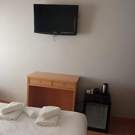 Abami Ii Guest house Madrid