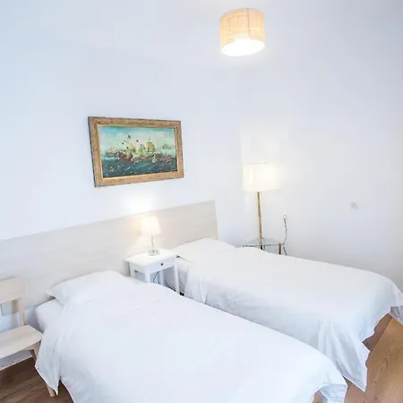Guest house Leon *