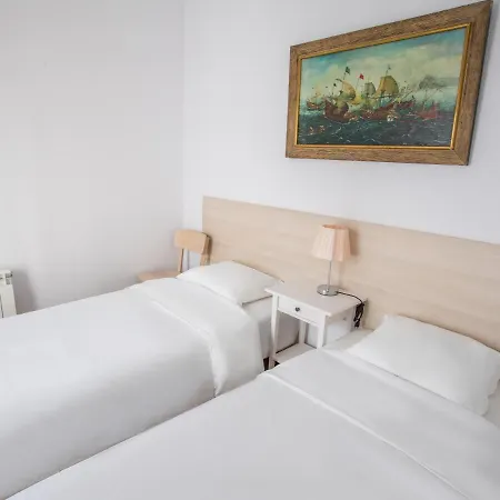 Guest house Leon Madrid