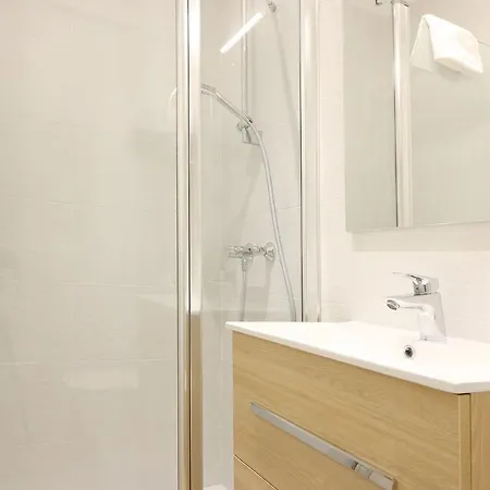 Cozy And Modern In -alquiler Temporal * Madrid