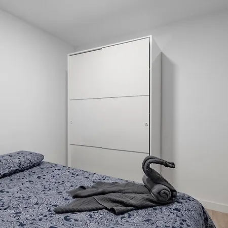 Puerta Del Angel, Casa Independiente, 3 Plantas Holiday home Madrid