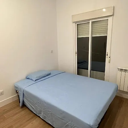 Roomstay Puente De Vallecas *