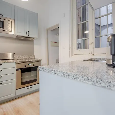 Premium Apt 9p En C/olmo - Centro De Apartamento Madrid