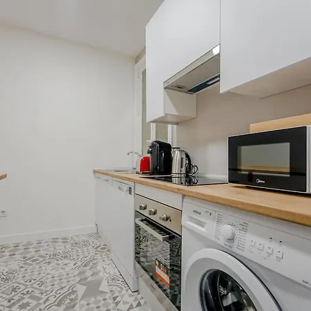 Modern Apt 6px En La Plaza De Tirso De Molina