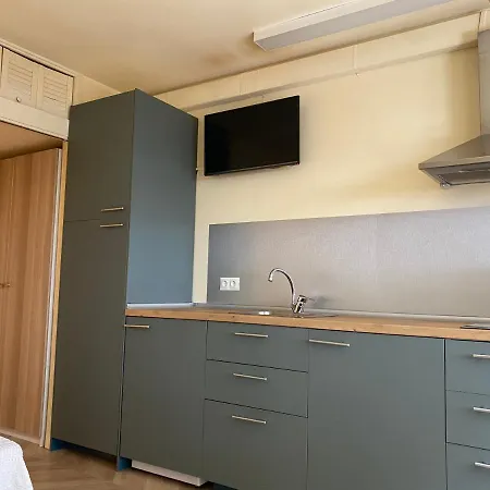 Estudio Castellana Norte Con Parking