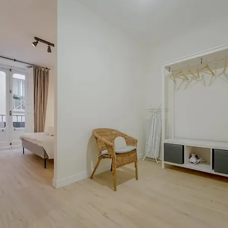 Modern Apt 6px En La Plaza De Tirso De Molina Apartment *