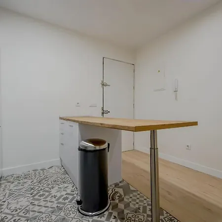 Modern Apt 6px En La Plaza De Tirso De Molina Apartment *