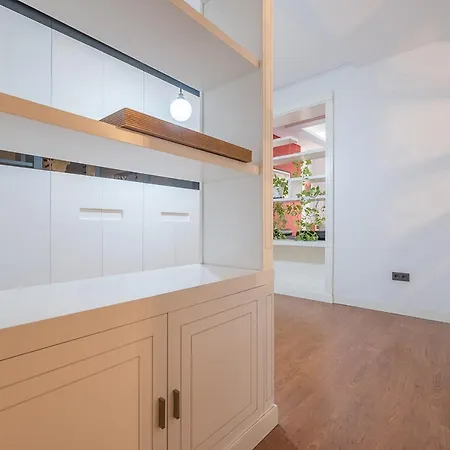 Exotic Center - Leganitos Balcony Apartment Madrid