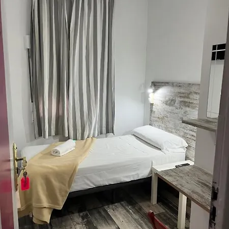 Guest house Casa De Huespedes Almansa