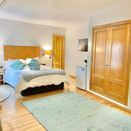 Apartamento Edificio Leganitos Xv Madrid