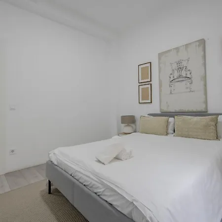 Cozy Apartamento En La Latina, El Centro De Apartamento *