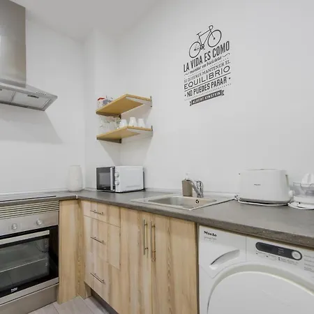 Cozy Apartamento En La Latina, El Centro De Apartamento Madrid