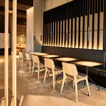 Hotell Zleep Airport 3*